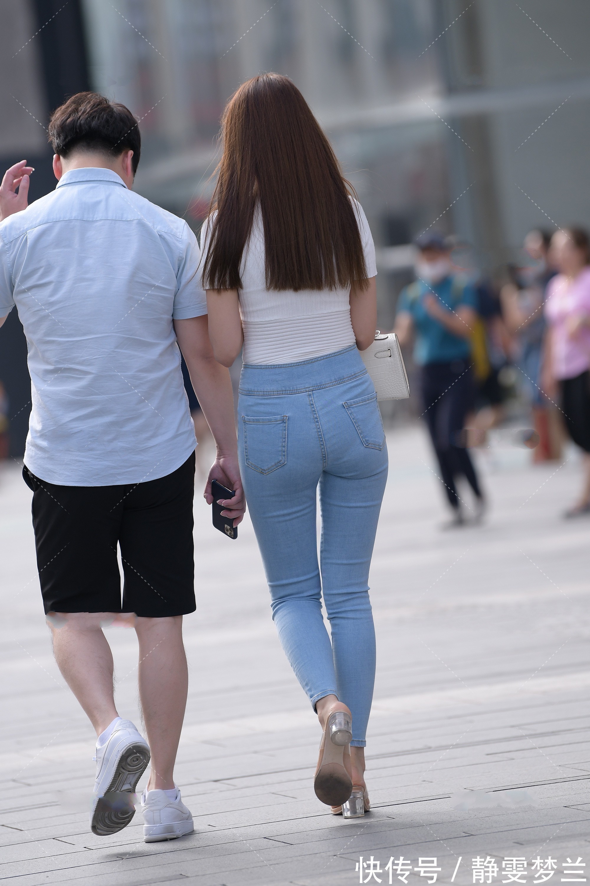 穿搭","m":"6f87278b616be833a061348f623c765f2a8c2e7","nlabel":"stat_3045467518:zm.news.so.com:572R5ri46ZuG5Lit6JCl,pageType_zmt,glevel_3","ntag":"tfashion;sfashion_时尚;kfashion_1:穿搭;kfashion_1:打底裤;cfashion_P:时尚:针织