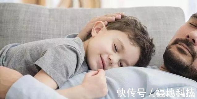 差距|自主入睡的孩子,和被父母哄睡的孩子有啥不同差距不仅在智商上