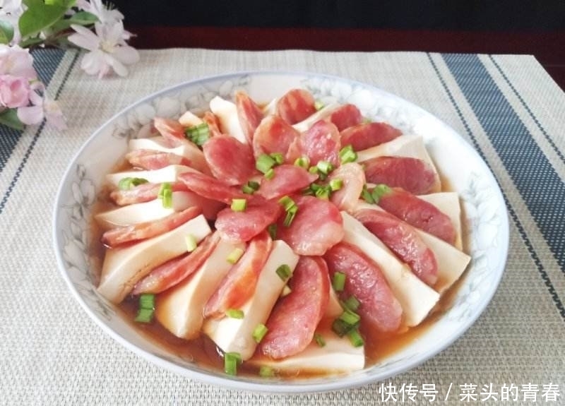 精选几道好吃的宴菜，五香排骨，麻辣烫，在家请客吃饭非常有面子