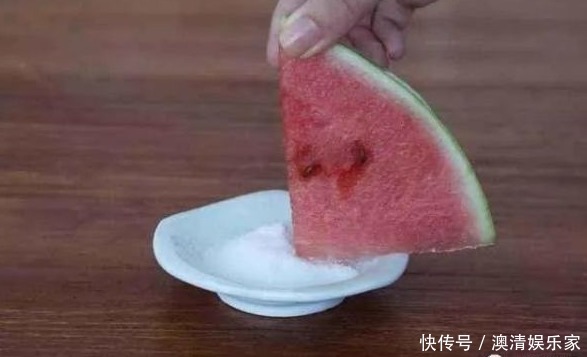  韩国|不同国家的人吃西瓜，印度霸气，韩国优雅，日本的吃法让人心疼