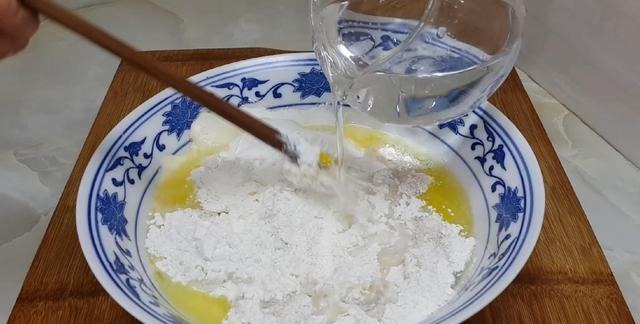 爱吃烧饼的要收藏了,加2个鸡蛋,个个蓬松暄软,比面包香甜好吃