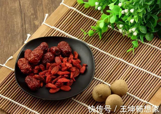 虫草花|桂圆补气血、助睡眠、养脾胃，是初秋人参果！泡茶煲汤生吃都好