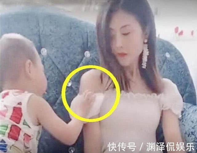 亲爱的|宝妈有事外出,把娃交给小姨带,回家推开门没一个省心的