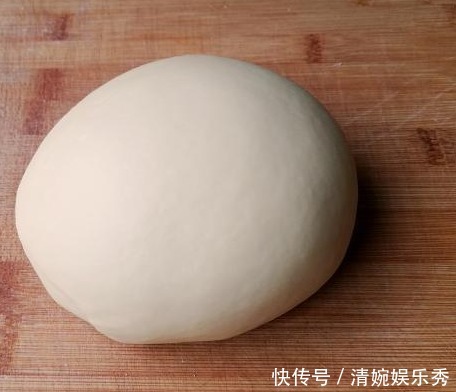 一碗面,2个鸡蛋,不烤不烙,简单一做,个个鼓大泡,比面包还香