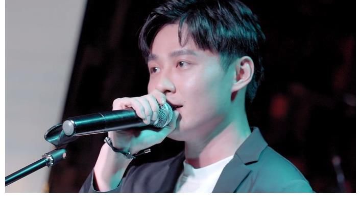 橙子|《心动4》：马子佳洪成成从甜恋变虐恋，宋祖儿指出了关键所在