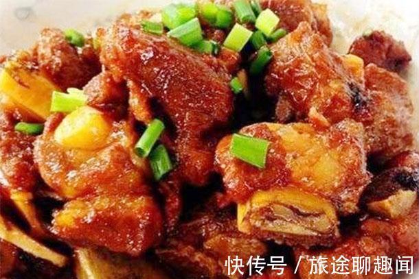 中老年人|中老年人骨质疏松走路不方便,多吃红烧菜,强健壮骨身体硬朗