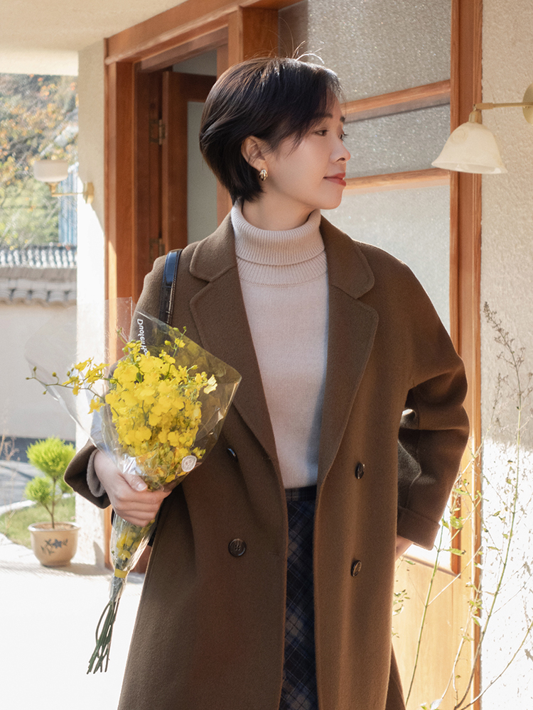 半身裙 大衣配半身裙才是新年标配,温柔优雅又得体,轻松穿出气质美