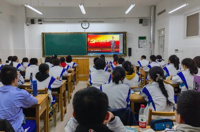 济南中小学陆续开学！第一课学党史成主流