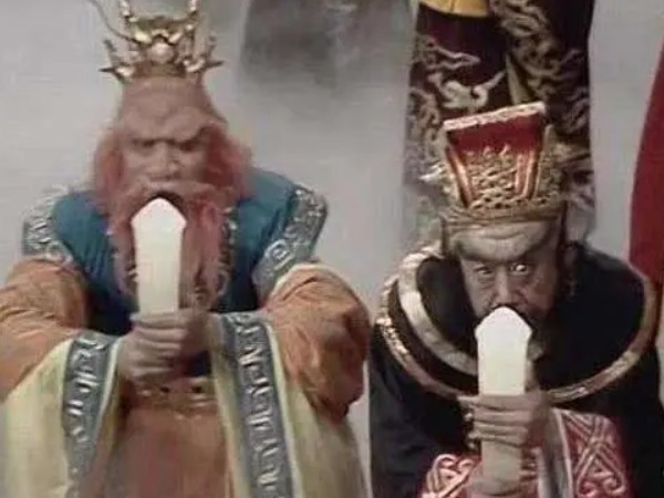 表文!西游记中,龙王和阎王一起拜见玉帝,为何玉帝却不让阎王进殿
