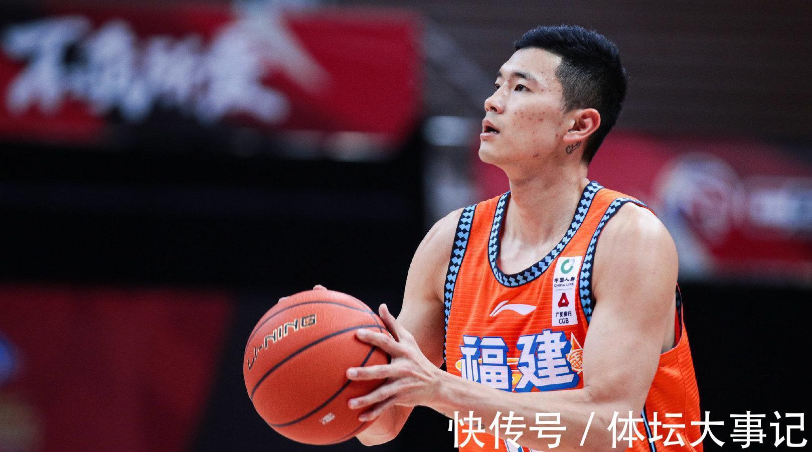 陈林坚|离不开好中锋,3名CBA球员下滑明显,除了齐麟,福建队长三分失准