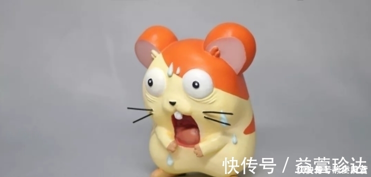 tom|清洁阿姨把手办碰倒后接了回去,这画风,原谅我笑出声