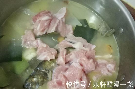 瘦肉冬瓜汤|制作粉肠瘦肉冬瓜汤，用到的材料很简单，很快就能做好