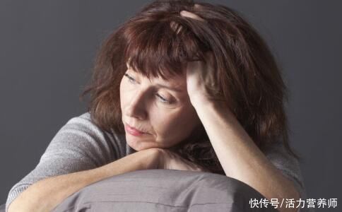女人|女人与男人的更年期，一般都是多少岁？专家：在这个范围内要注意