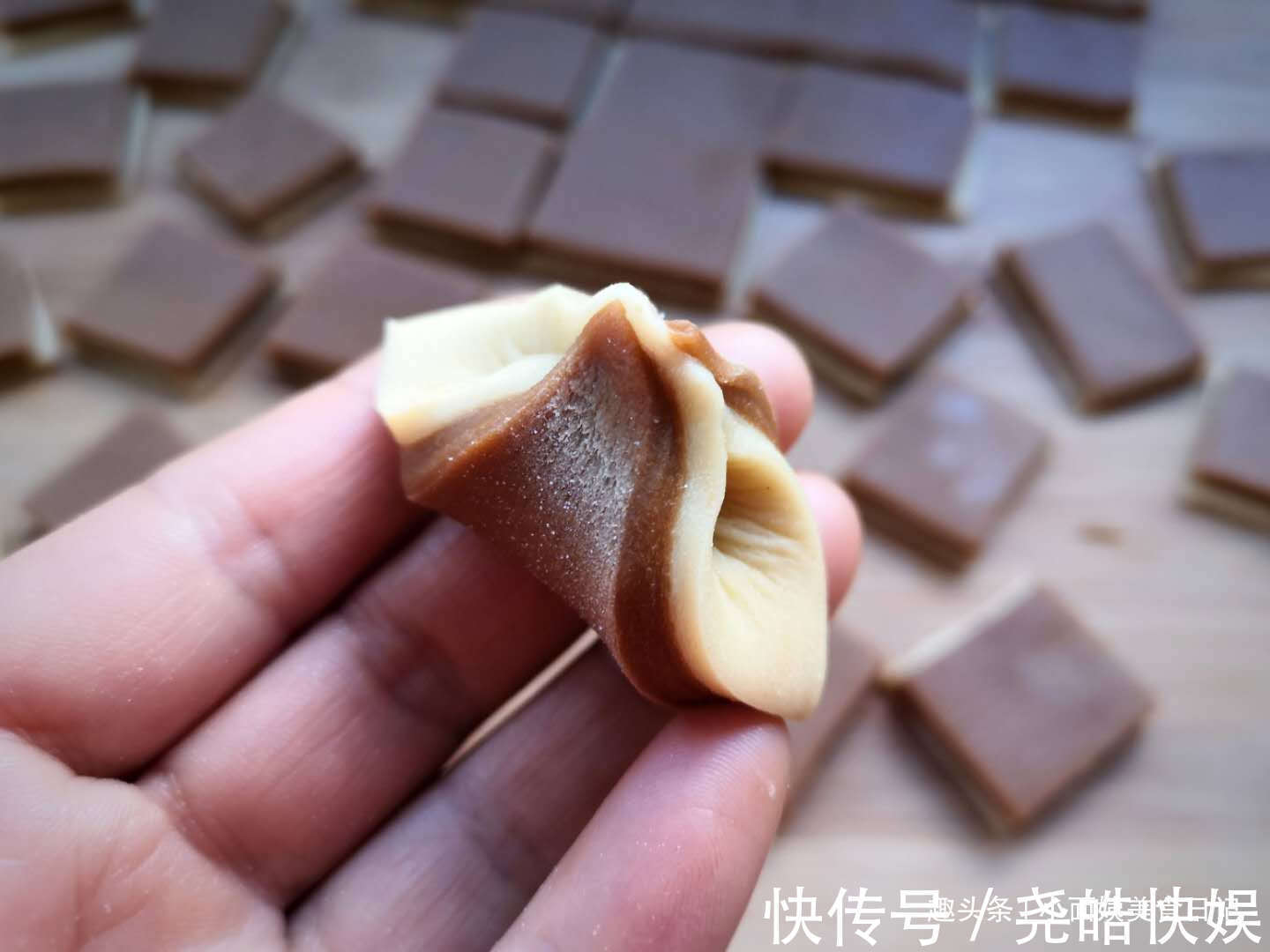 面粉自从学会这样做,孩子们三天两头点名要吃,上桌瞬间被抢光!