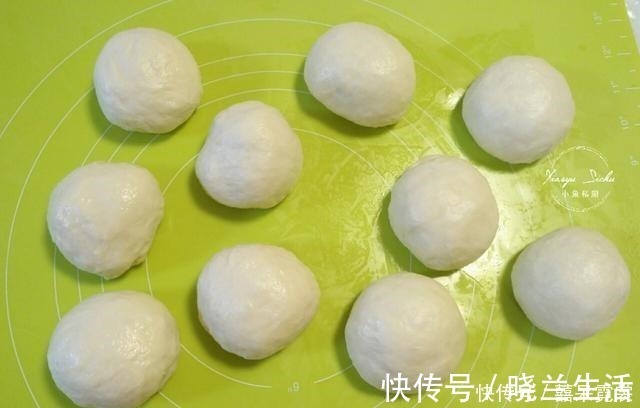 好吃|教你最简单的面包做法,做一盘5天不用早起,松软拉丝比买的好吃
