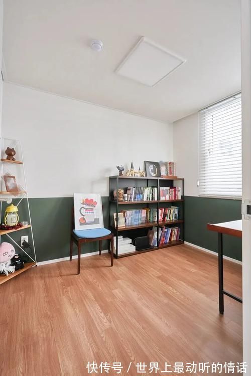 衣帽间|84平婚房，进门就被迷住了，不装电视不要餐厅，布置完好暖心