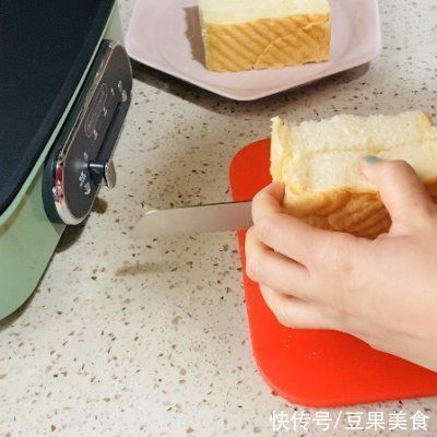 黄油|别再出去吃了,拔草厚蛋烧三明治自己做更好吃