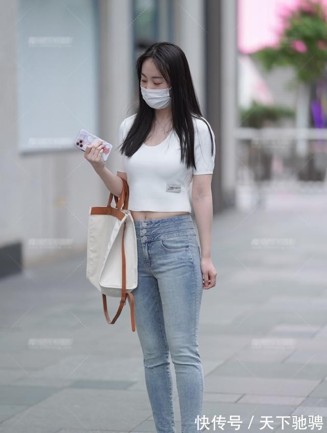 脐衫|针织短袖露脐衫,配修身牛仔裤,清凉舒适又简单美丽大方