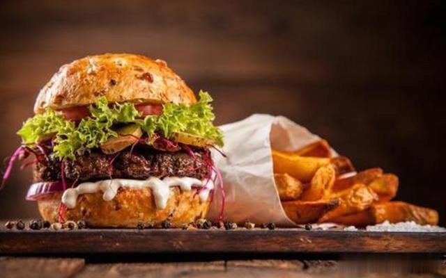 俄罗斯|中国人最爱的8种俄罗斯美食,看到图片就忍不住流口水,好吃不贵