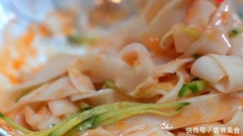 凉皮这么做,不用洗面,天天奶奶一次做几十张,劲道又美味!