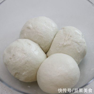 简单易做的土家酱香肉饼,让人吃了还想吃