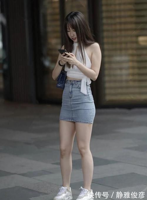 半身 打破风格的束缚,选择个性一些的半身裙穿搭,美出新鲜感