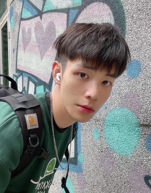 男生别再迷恋“寸头”发型了，今夏留这3款短发，时髦又好看！