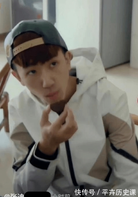 真人秀|综艺女导演曝真人秀有剧本：艺人有随行编剧，有冲突节目才有热度