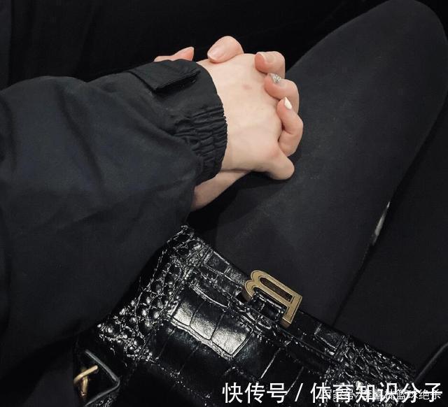 主攻手|姐弟恋!女排24岁最佳主攻恋情曝光,21岁男友打手球:一见钟情
