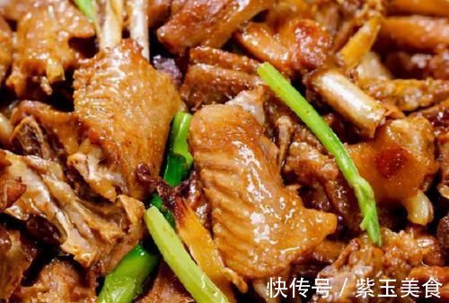 大鹅炖不烂,腥味还重?学学东北人的做法,鹅肉软烂入味还不腥!