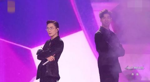 晚會|芒果臺購物晚會一團糟，哥哥姐姐油膩大比拼，亂跳亂唱好尷尬