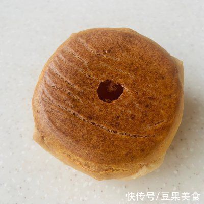 酥皮奶油泡芙的家常做法，简单快捷又好吃