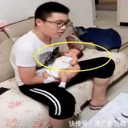 老二|宝妈把妹妹交给哥哥照顾,妈妈感动到哭,网友这是别人家的孩子