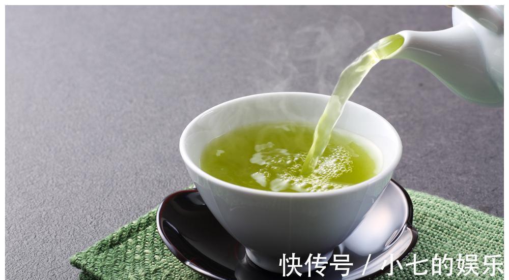 血糖|糖尿病人喝茶能降血糖吗？他亲自实验，试了三种茶，结果让他想不