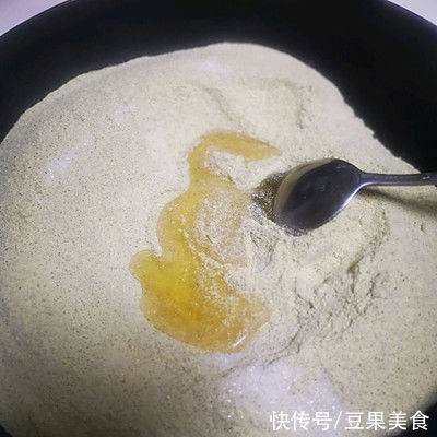 绿豆粉|这道绿豆糕一上桌，我的筷子就没停过