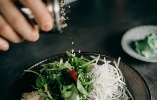 维生素e|黑芝麻最大的功效不是乌发,而是这个!每天一把,效果显著