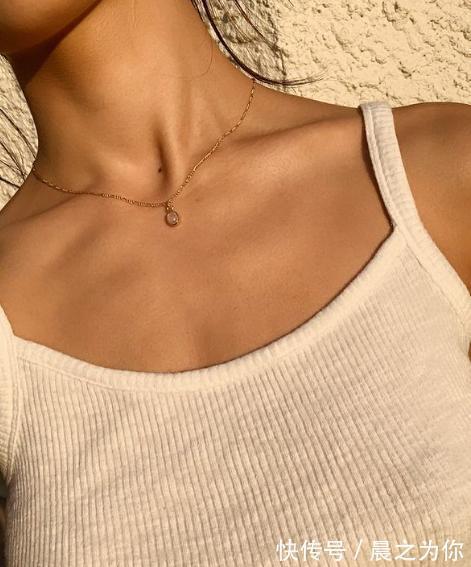 弹力|天使面孔、魔鬼身材，日本健身女神，直角肩身材真的太惊艳了