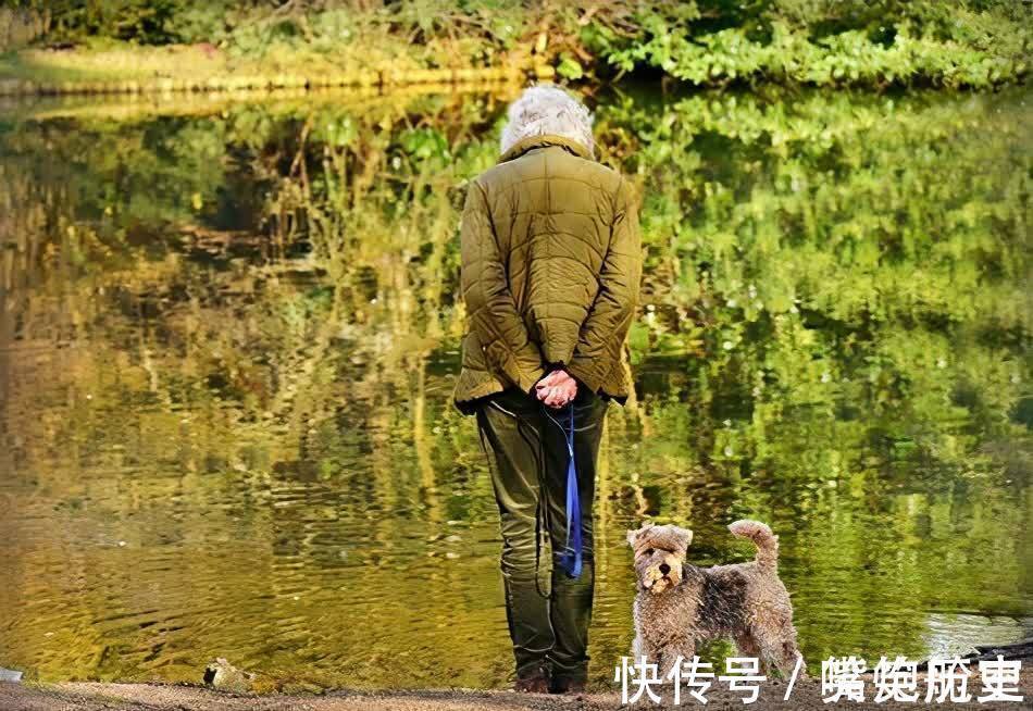 杨绛@一个人是不是活得高级,看4个字就知道了,希望你也能做到