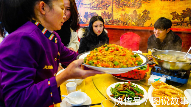 街头饭店|这种美食吃起来嘎嘣脆，全国各地称呼不同，你那叫啥？