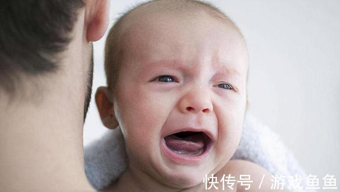 道德观|小婴儿天生具备道德观?别小瞧娃的4个行为,要好好守护他