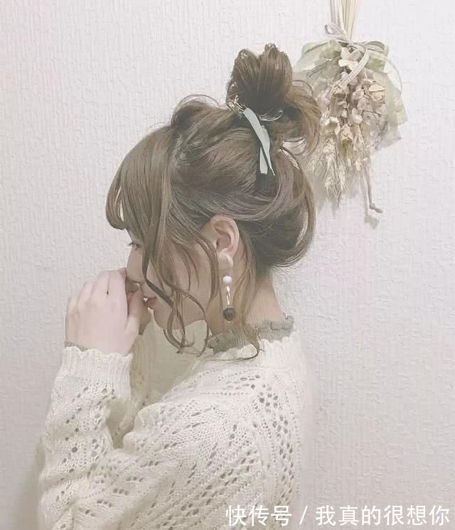 发型 夏日“小清新”编发,给你一个不一样的满分发型,手残党分分钟学会