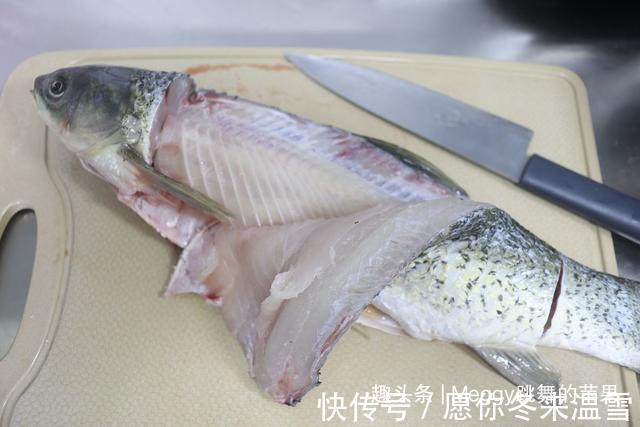 花23元买了一条鱼，做了4道菜发到朋友圈，纷纷点赞不服不成