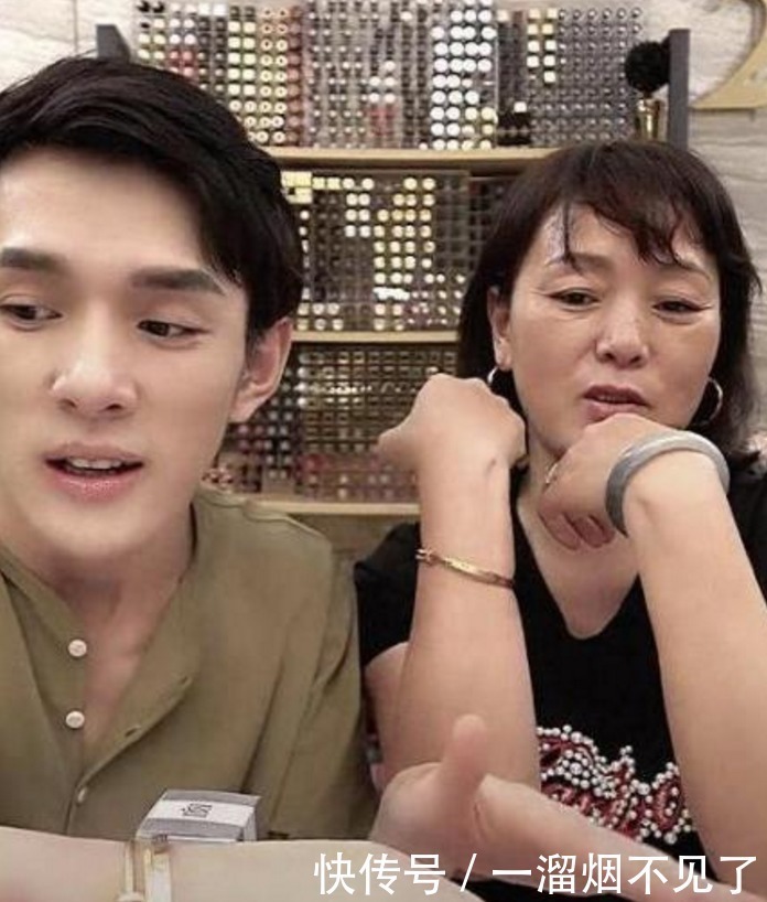 兰蔻|药店有一种不起眼的“精华液”,用后色斑皱纹全没了,堪称平价兰蔻