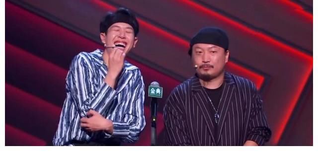 四个字|易烊千玺现身综艺荧屏，再现“四字”梗，但没想到是以这样的方式