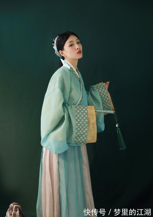 玉蜍$聊斋志异:玉蟾蜍