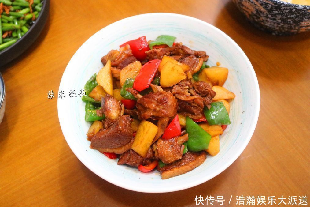 肉丝|我家午餐，3个家常菜，朋友说伙食太好了，想来家蹭饭