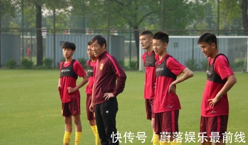 中国足协|他是国产足球教练的天花板我们欠他一句道歉