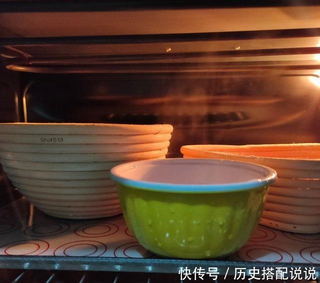 浓情巧克力软欧包,浓浓的可可香,你一定会喜欢!