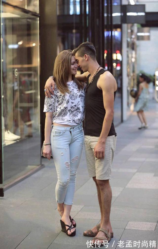 气质 街拍路人,时尚唯美的穿搭参考,让你的气质更上一层楼