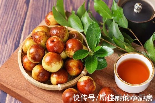 秋天|建议：如果不差钱，秋天女人要多吃这4种碱性水果，养颜又美肤